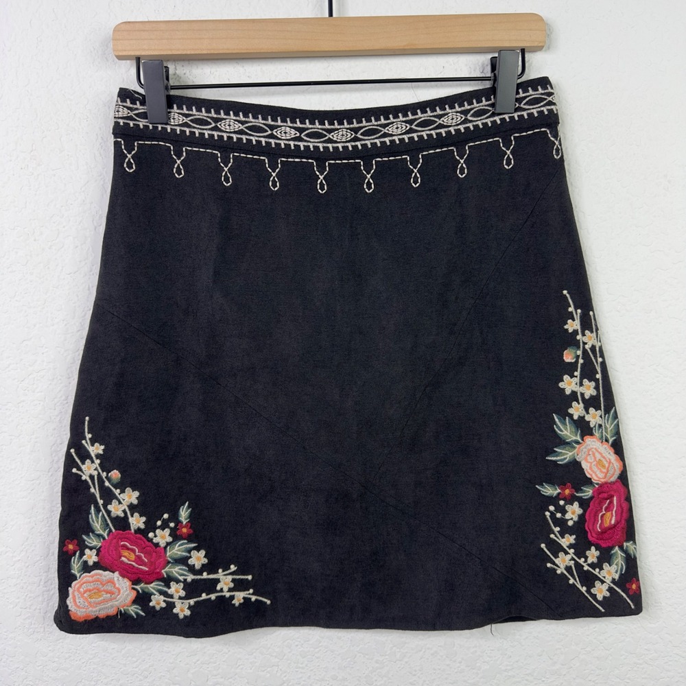 THML Skirt S Embroidered Floral Boho‎ Peasant Cottagecore Indie Artisan Coquette